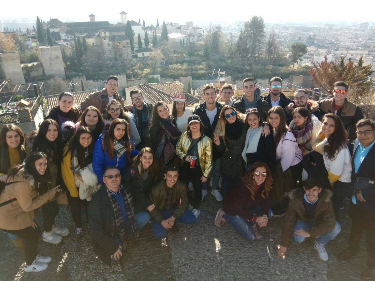 Alumnos de Ciclos Formativos visitan Granada