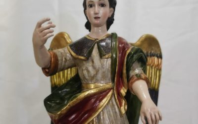Bendición de una valiosa imagen de San Rafael en el Santuario de María Auxiliadora